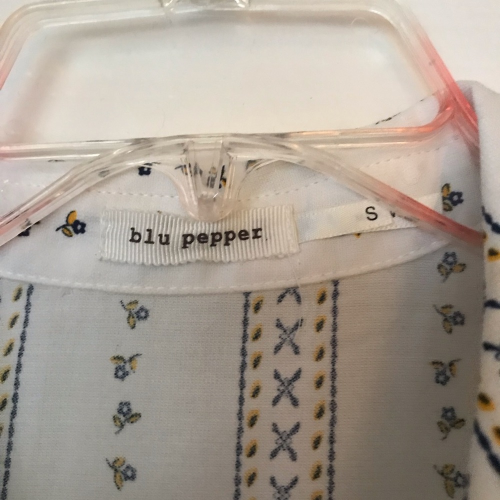 Blu Pepper Button Down Blouse - image 3